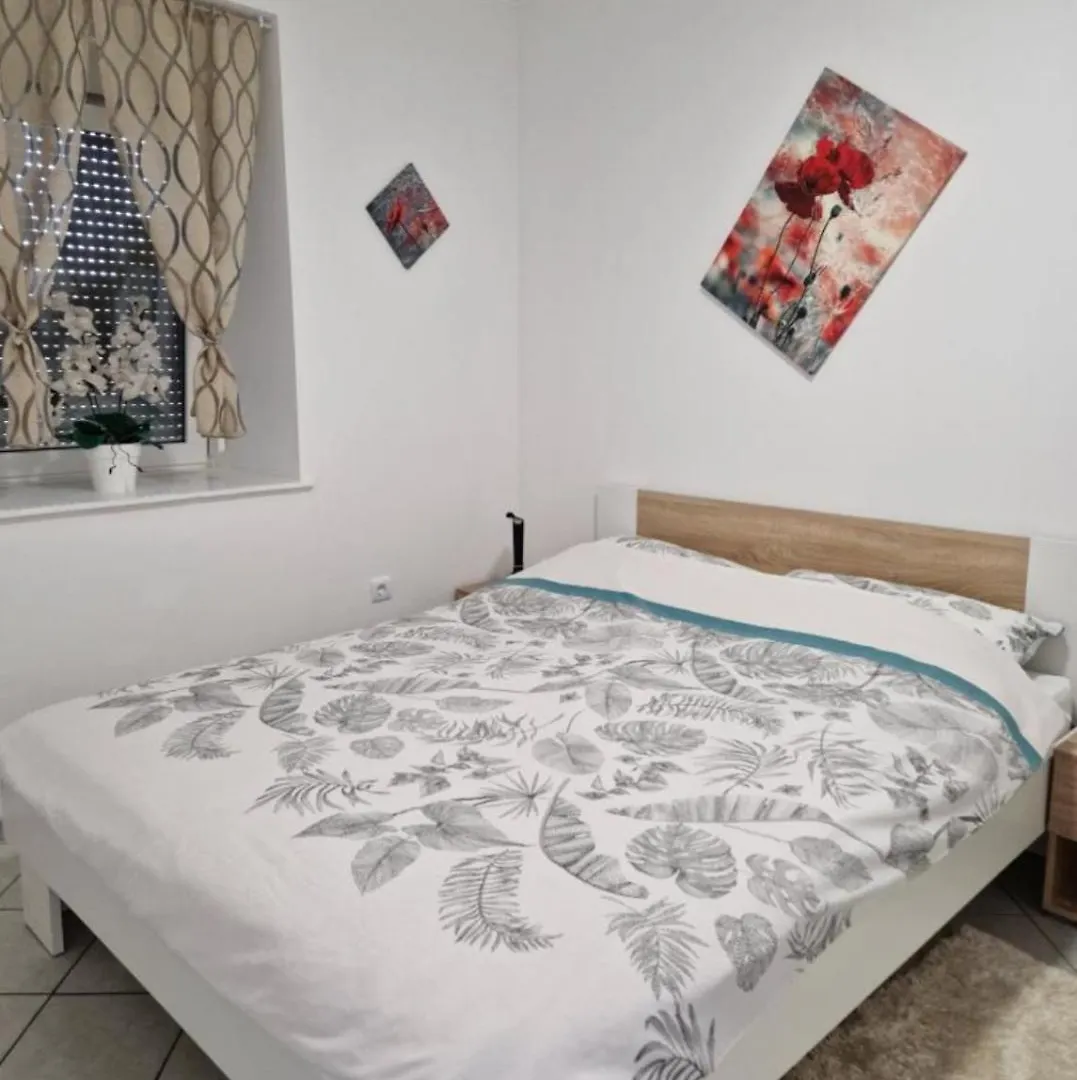 Διαμέρισμα Apartma Olivin Petrovija Κροατία